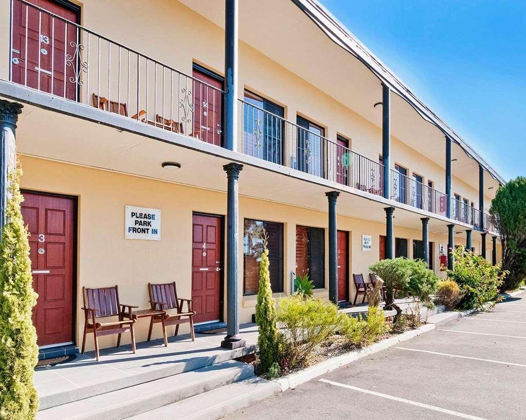 Country Plaza Motel Taree Exteriör bild