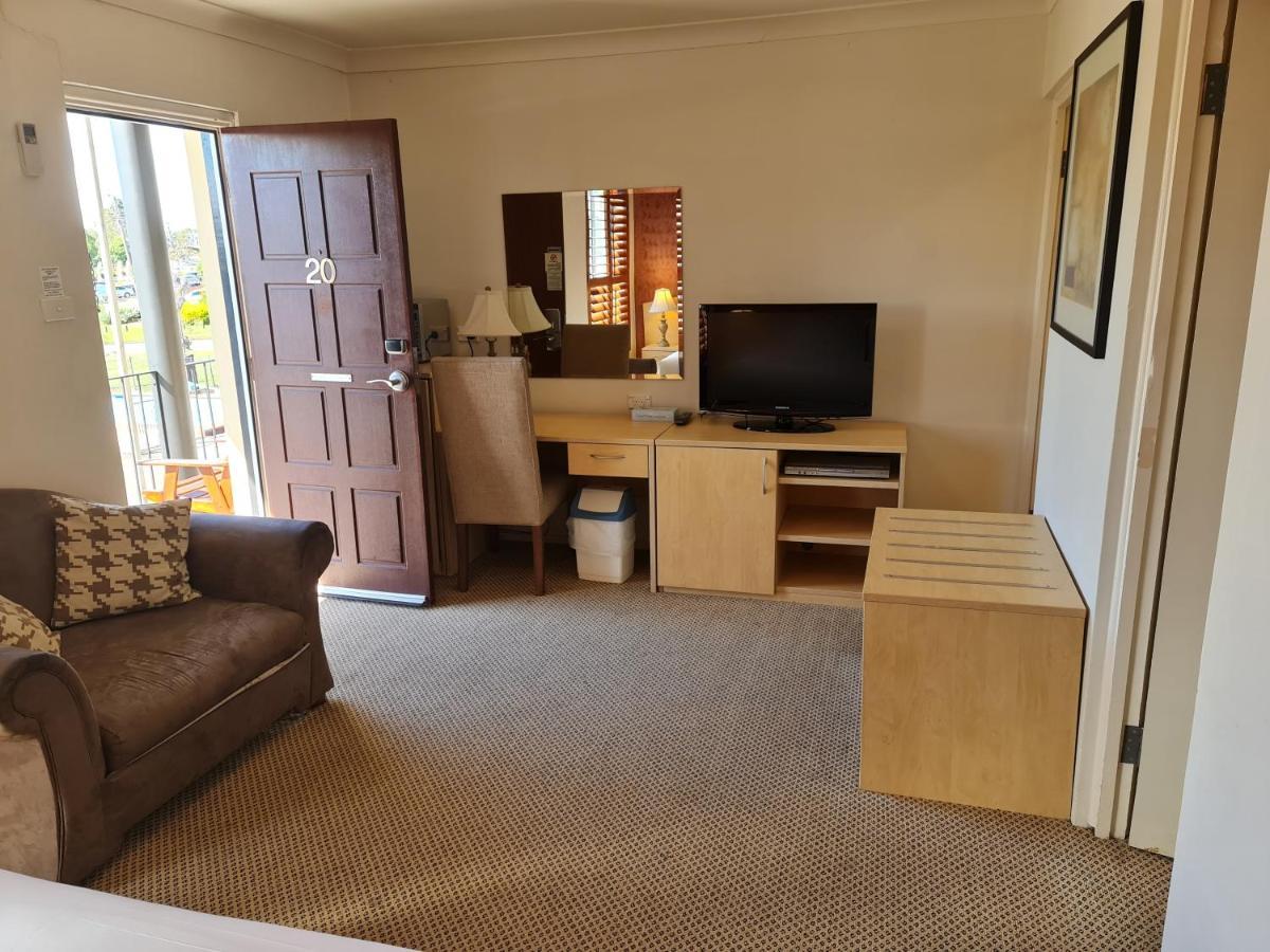 Country Plaza Motel Taree Exteriör bild