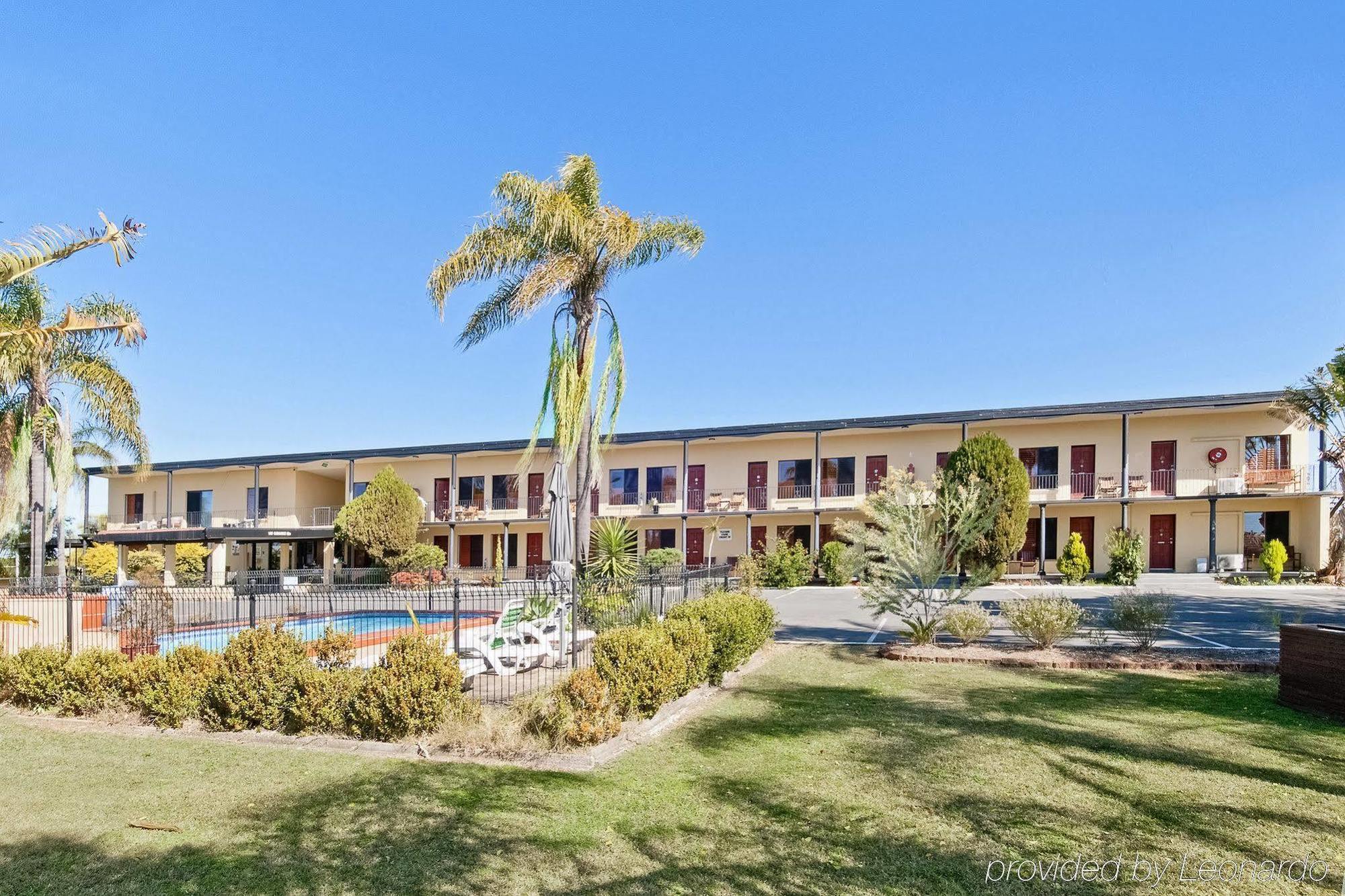 Country Plaza Motel Taree Exteriör bild
